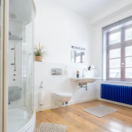 Privatunterkunft Haus Schweiz - Wifi, Smart-tv, Zentral! Bonn