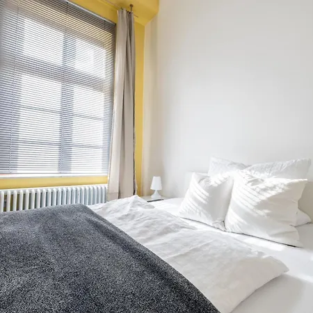Haus Schweiz - Wifi, Smart-tv, Zentral! Privatunterkunft Bonn